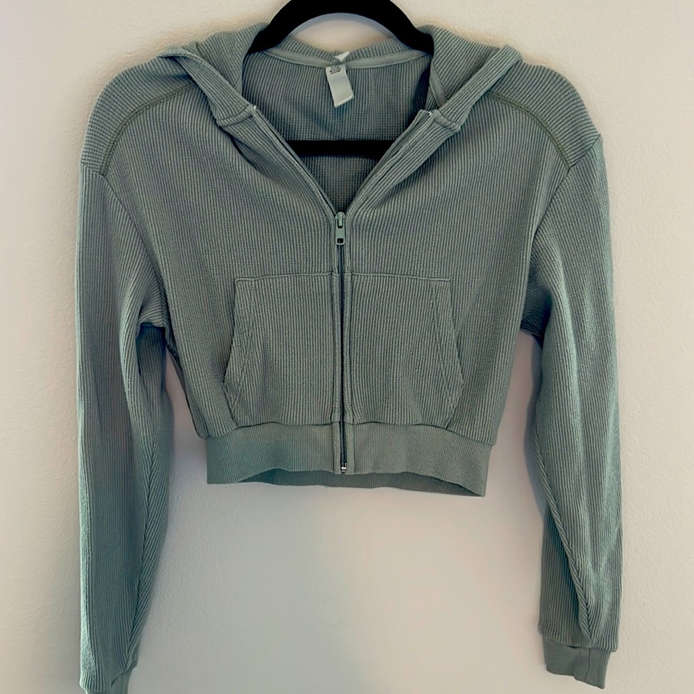SKIMS Cropped Waffle Hooded Zip Up Sweatshirt